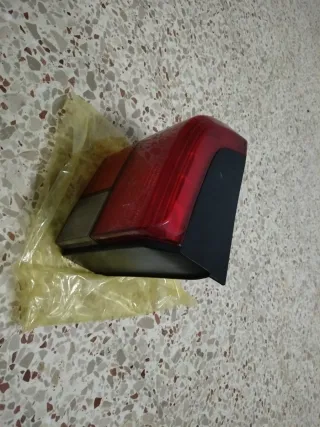 Piloto Trasero Izquierdo VW T4