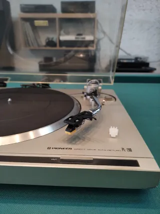 Tocadiscos Pioneer PL-200