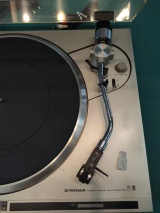 Tocadiscos Pioneer PL-200