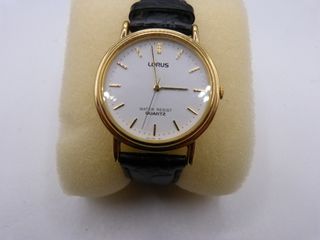 Reloj Lorus Quartz Mujer Dorado y Negro