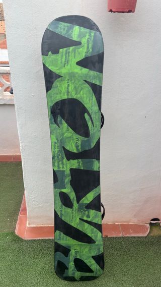 Tabla Burton Blunt 156W + Fijaciones Burton Custom