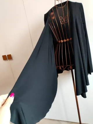 Cardigan asimmetrico nero taglia unica