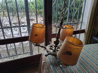 Lámpara de bronce estilo náutico