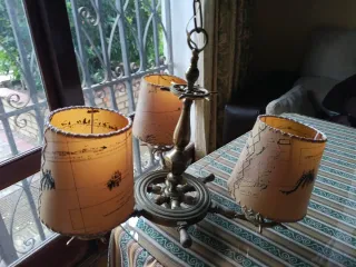 Lámpara de bronce estilo náutico