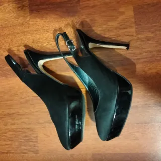 Zapatos abiertos por detrás Pedro Miralles.