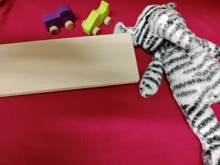 Set di giocattoli per bambini: puzzle e macchinine