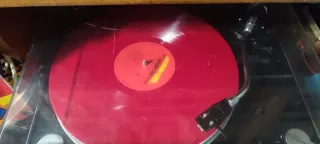 Tocadiscos Sansui P-50 Automático Rojo