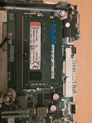 HP ProDesk 400 G6 Mini – i5 / 16GB / NVMe