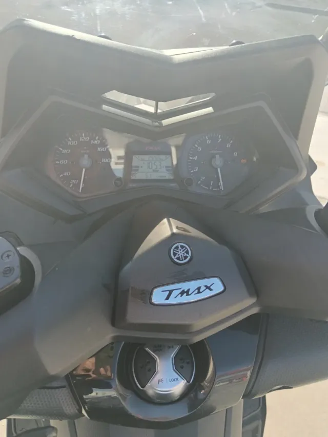 Yamaha TMAX 29.500kms