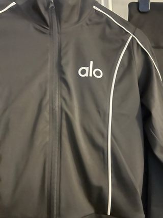 Conjunto Alo Yoga Negro 3 piezas