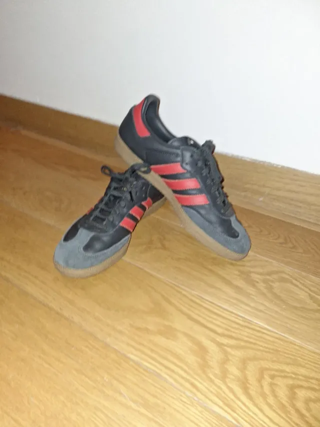 adidas gazelle silver green womens Adidas Samba Og en rojo negro para hombres