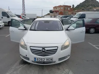 Opel Insignia 2011