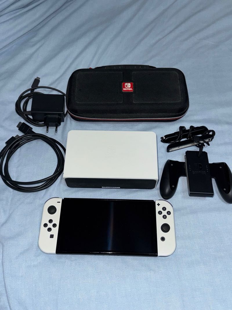 Nintendo Switch OLED Blanca