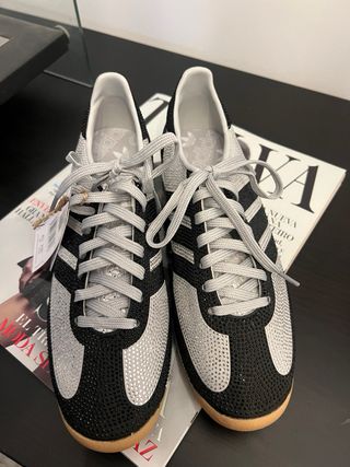 Adidas SL72 con brillantes