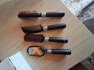 Set Spazzole Moschino