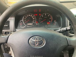 Toyota Land Cruiser 2003