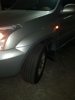 Toyota Land Cruiser 2003