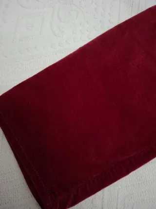 Pantalón J Brand Terciopelo Burdeos