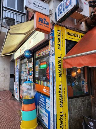 Toldo beige de plástico