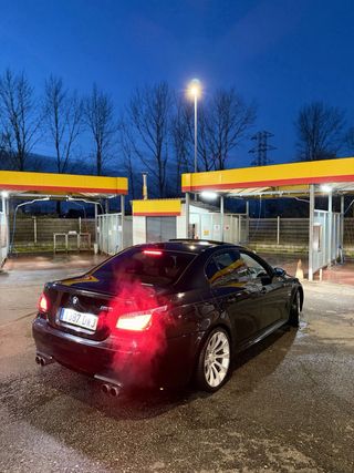 BMW M5 E60
