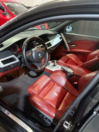 BMW M5 E60