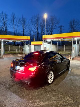 BMW M5 E60