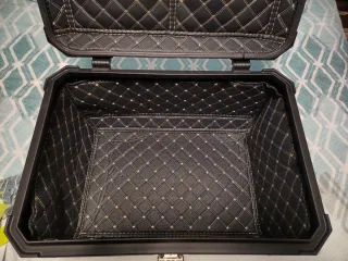 Baúl para moto negro nuevo