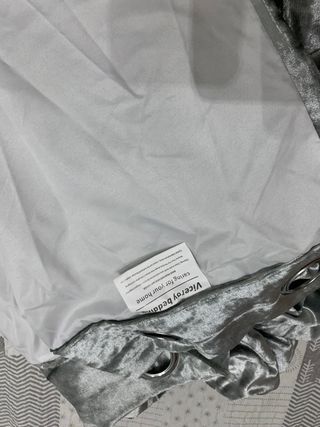 2 Cortinas Terciopelo Gris/Plata 230X230