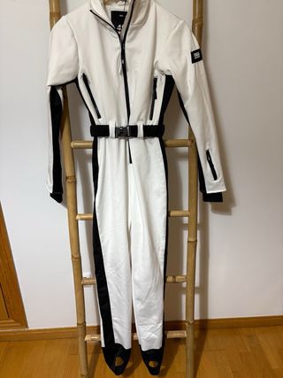 Mono de esquí ASOS blanco y negro