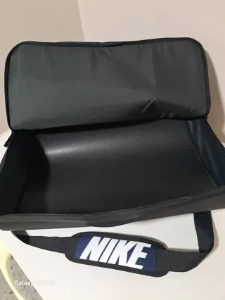 Mochila Nike Grande Azul y Negra