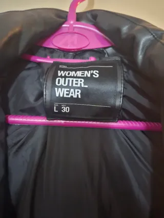 Chaleco Piel Sintética Talla L. Chaleco largo.