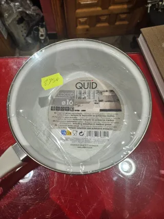 Juego de cacerolas verde menta