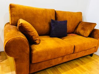 OFERTA SOFA 2 PLAZAS EN COLOR CARAMELO