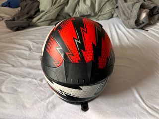 Casco Shoei NXR Negro y Rojo
