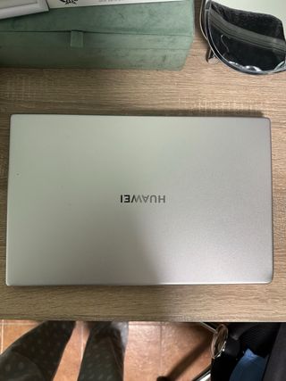 Huawei MateBook Ryzen 5