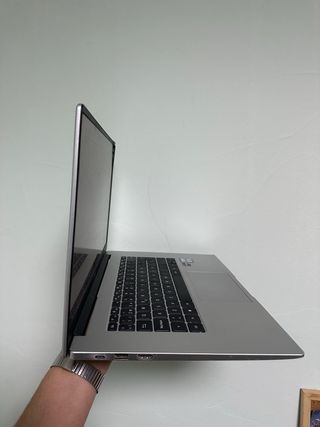 Huawei MateBook Ryzen 5