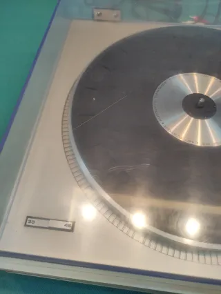 Tocadiscos Fisher MT-6115