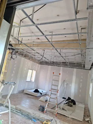 Montadores de Pladur