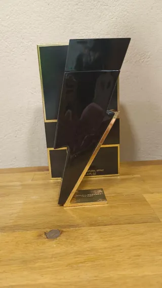 Frasco vacío perfume Bad Boy