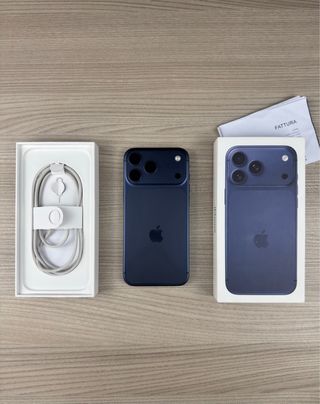 iPhone 17 Pro Max Blu Navy