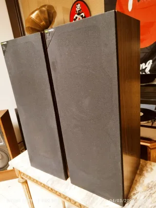 Altavoces KEF C40 MADE IN ENGLAND