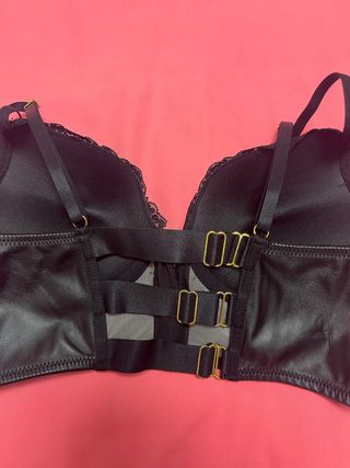 Top Hunkemöller Negro y Dorado