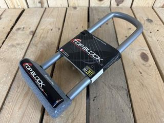 CANDADO TOP BLOCK SILVER 104/270