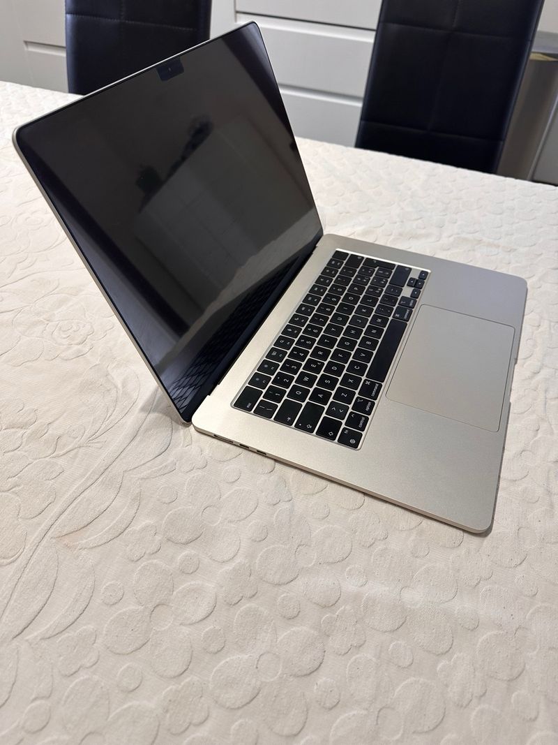 MacBook Air 15” M2 2023 – 16GB RAM – 512GB SSD afbeelding 6