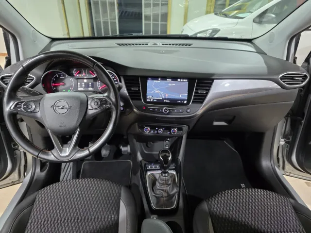 Opel Crossland X 2019