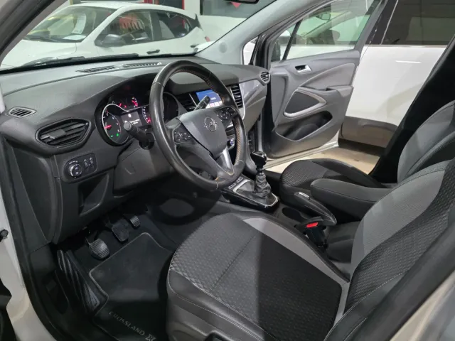 Opel Crossland X 2019