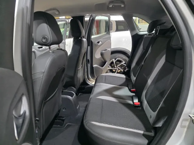 Opel Crossland X 2019