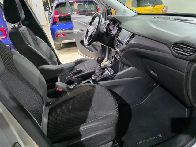 Opel Crossland X 2019