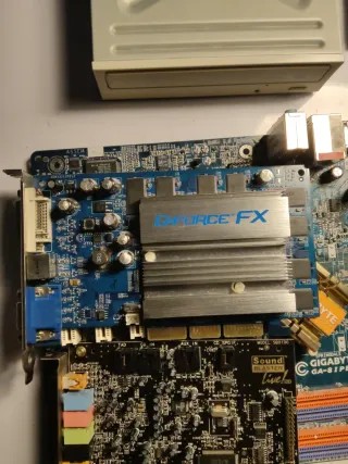 Retro PC Gaming Intel Pentium 4 3GHz Gigabyte AGP