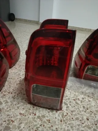 Faros Traseros Toyota Hilux 2015-2025 Sueltos
